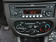 2011  1.4L ք(dng) S(l)