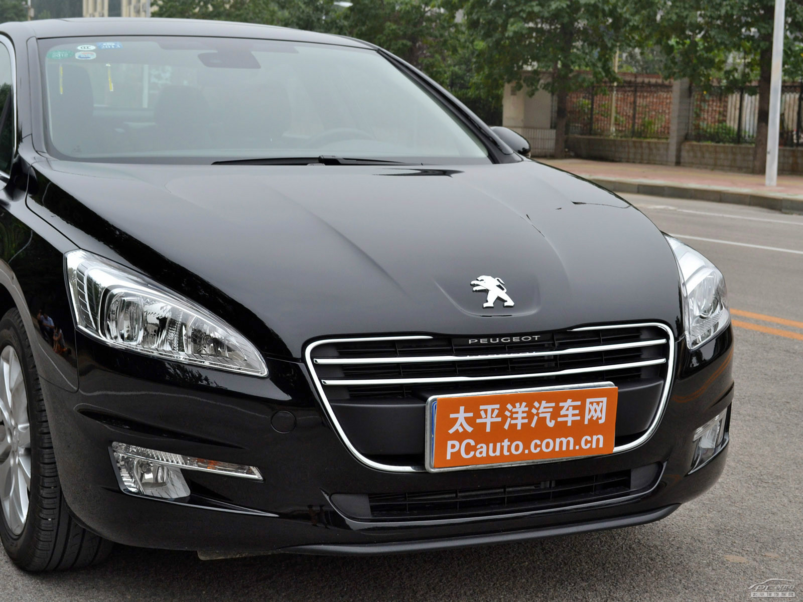 標(biāo)致508外觀高清大圖