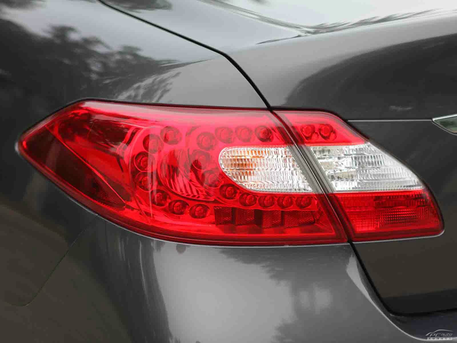 英菲尼迪M外觀高清大圖