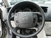 2011款 2.0L 自動舒適型 2011款 2.0L 自動舒適型