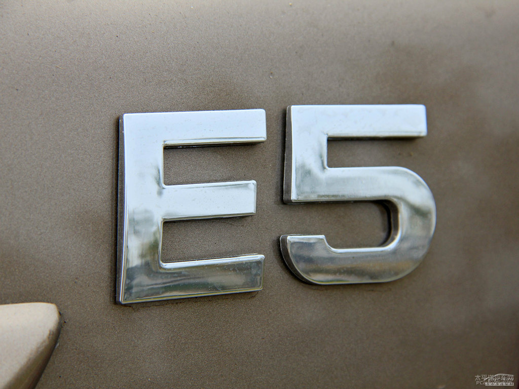 E5܇β^DƬ