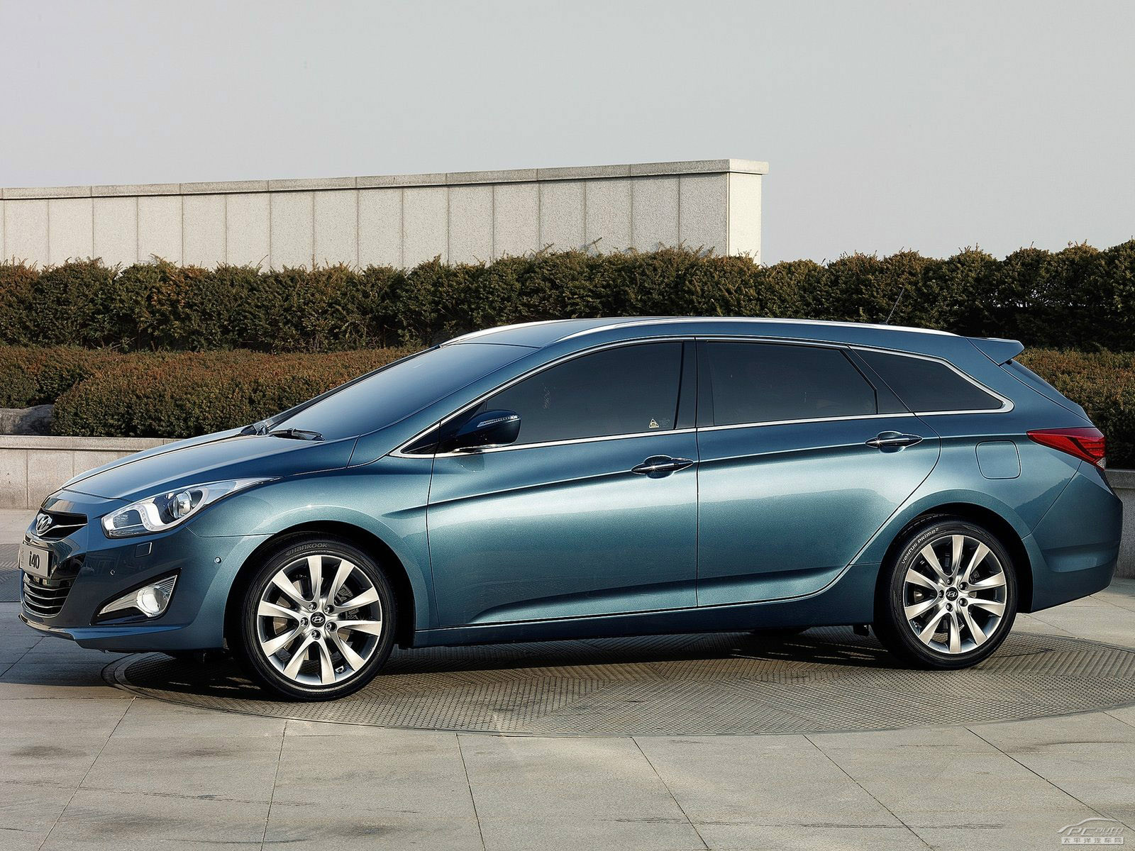 現(xiàn)代i40外觀高清大圖