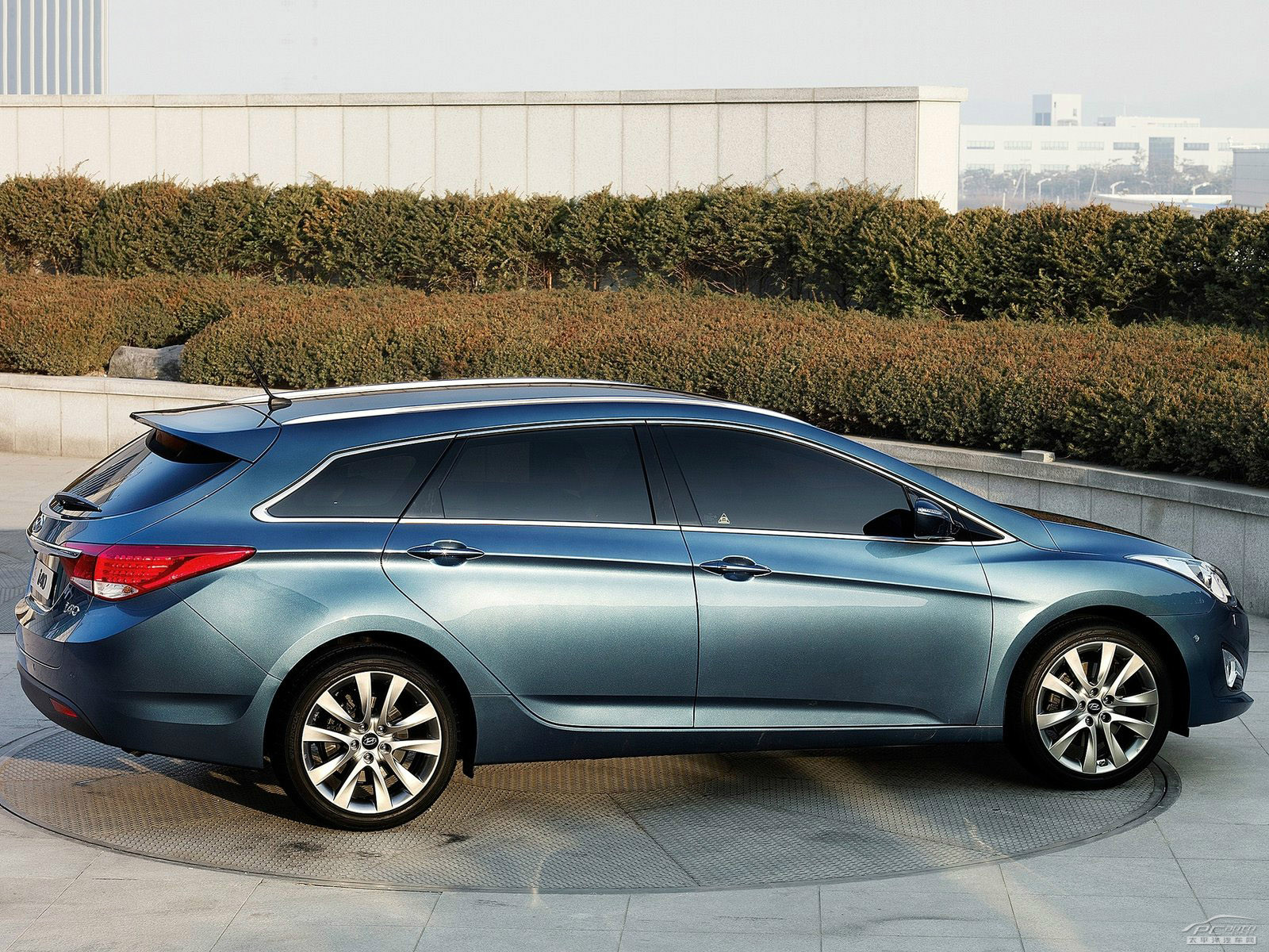 現(xiàn)代i40外觀高清大圖