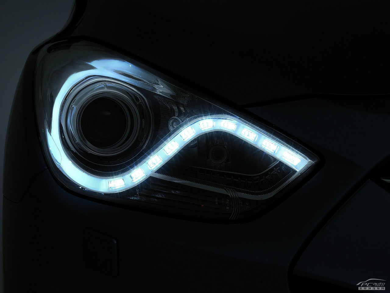 現(xiàn)代i40外觀高清大圖