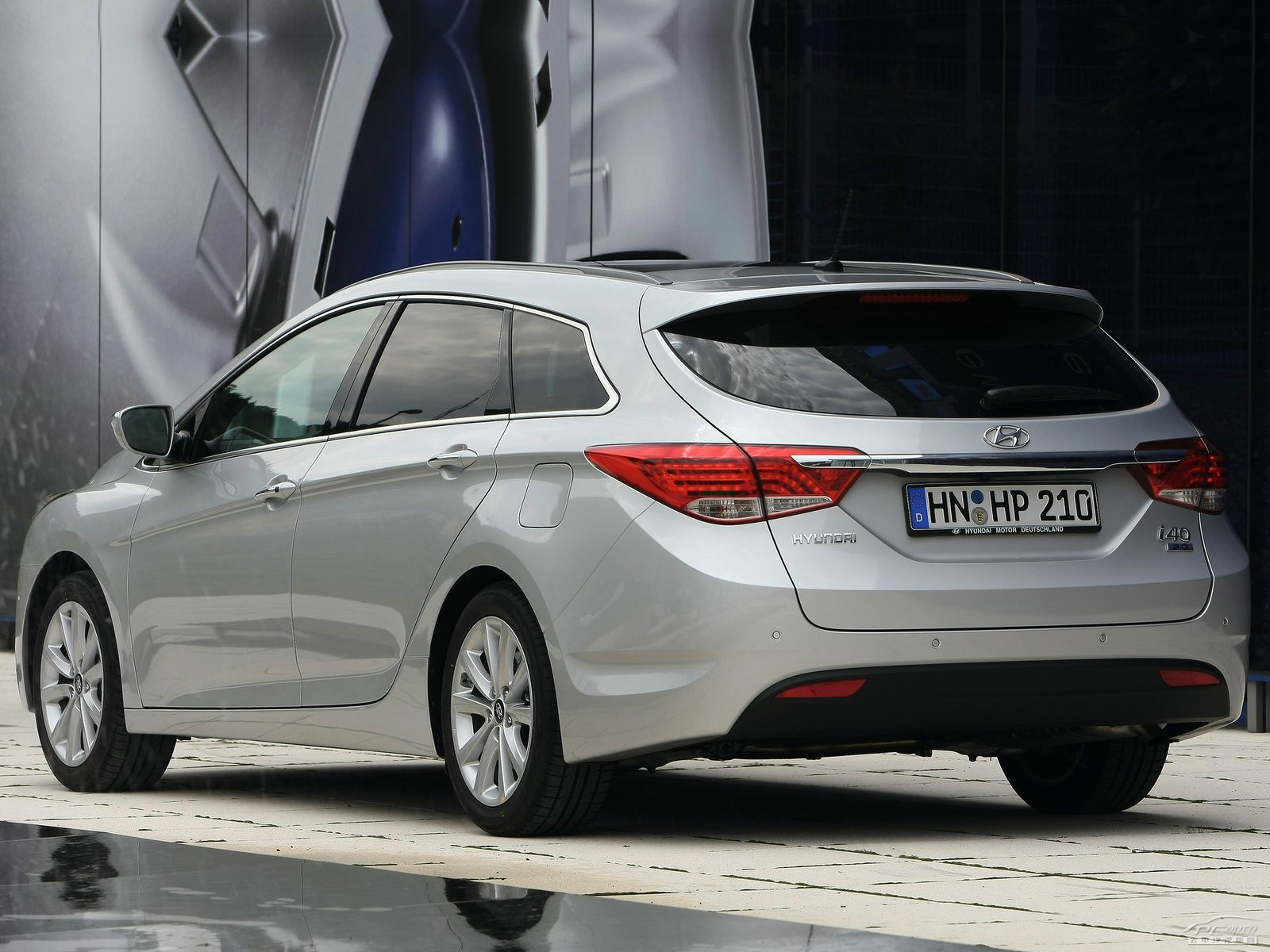 現(xiàn)代i40外觀高清大圖