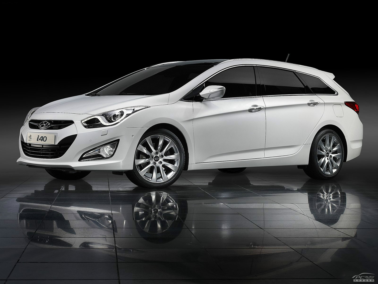 現(xiàn)代i40外觀高清大圖