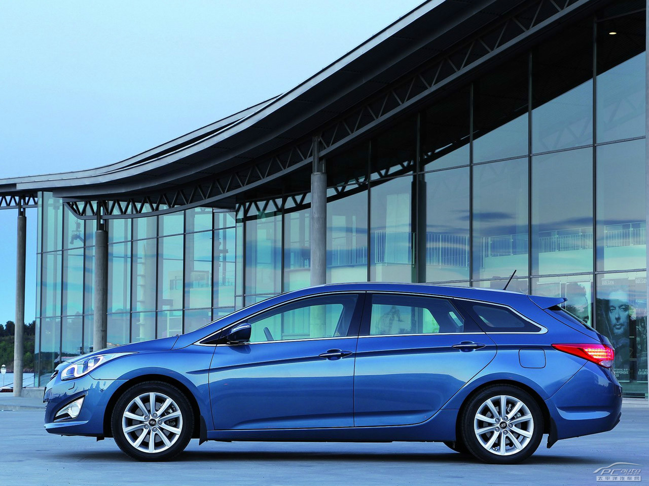 現(xiàn)代i40外觀高清大圖