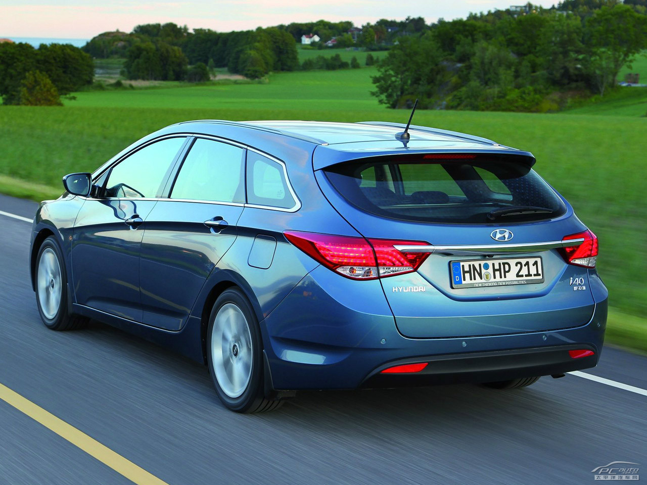 現(xiàn)代i40外觀高清大圖