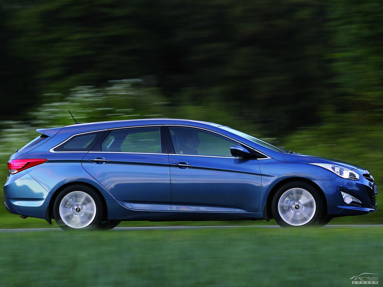 現(xiàn)代i40外觀高清大圖