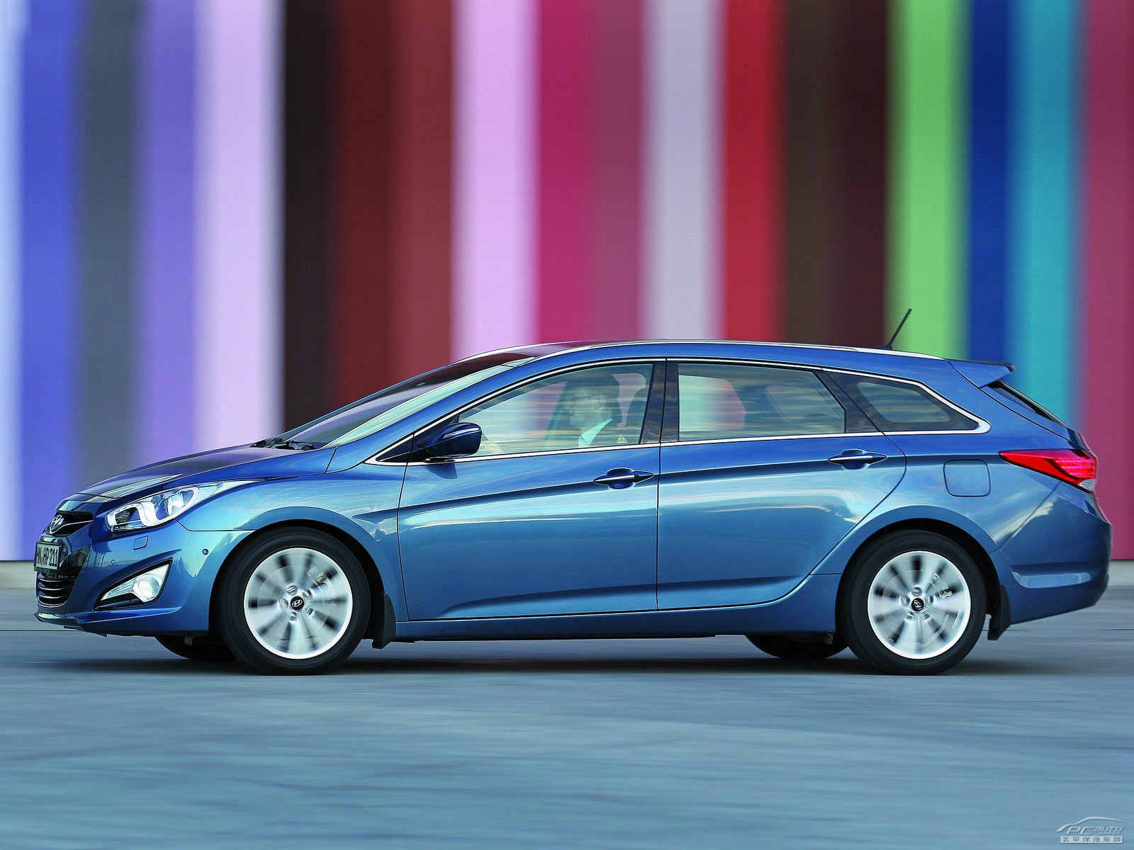 現(xiàn)代i40外觀高清大圖