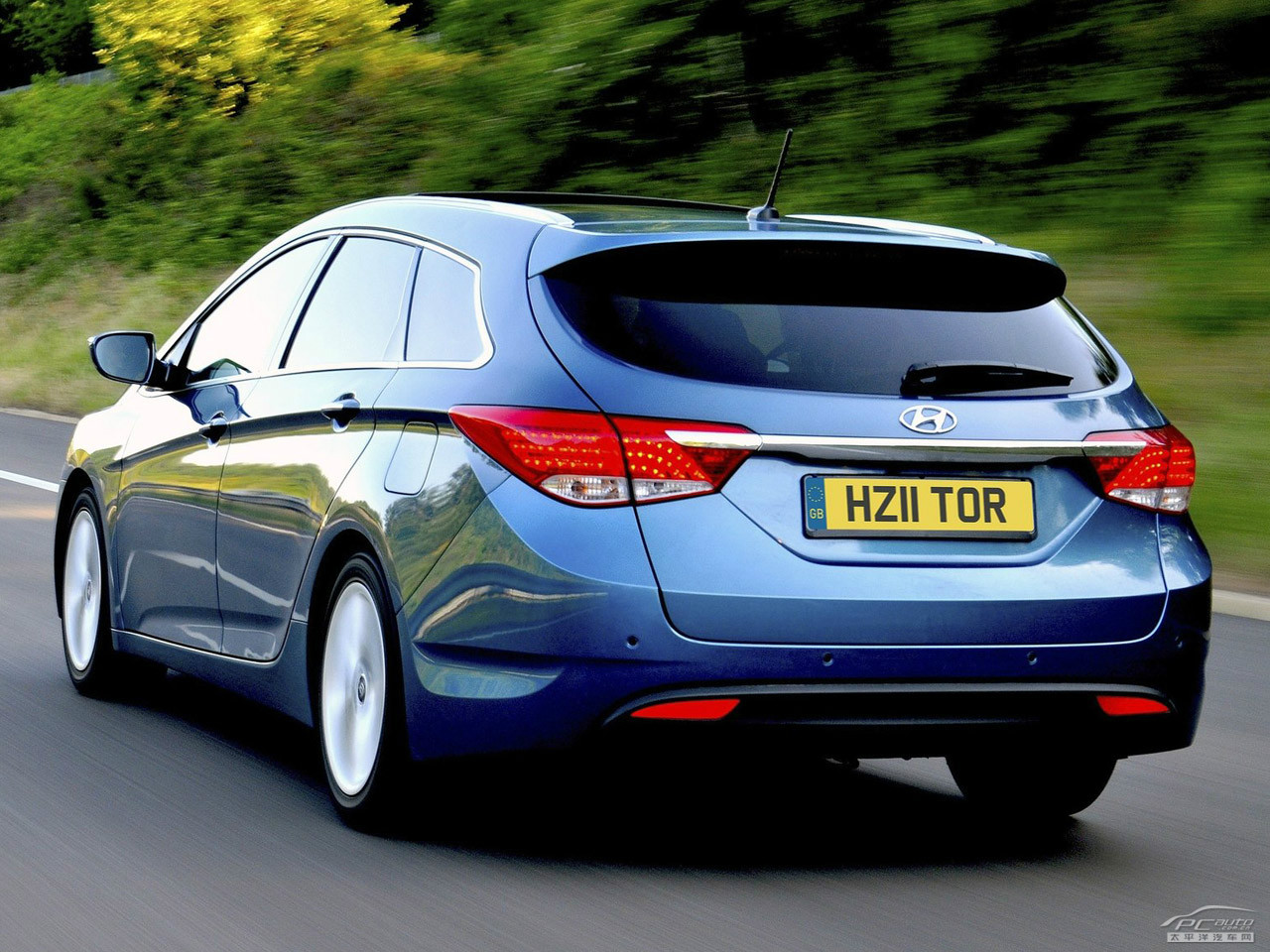 現(xiàn)代i40外觀高清大圖