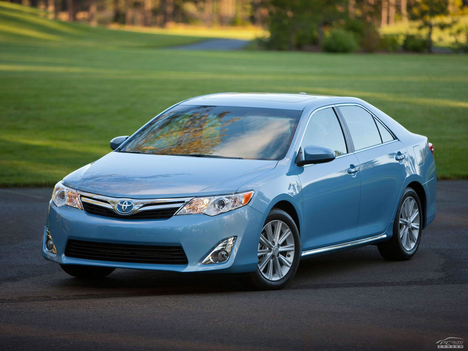 凱美瑞外觀高清大圖