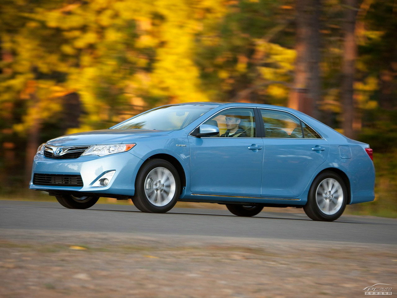 凱美瑞外觀高清大圖