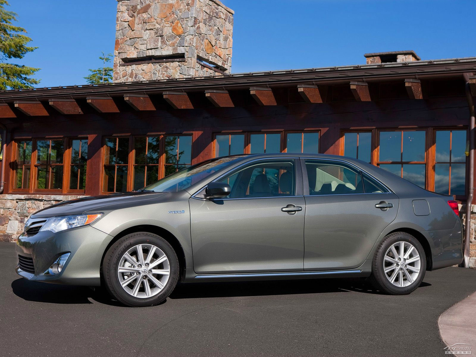 凱美瑞外觀高清大圖