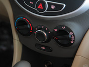 2010款 三廂 1.4L GS 自動舒適型 2010款 三廂 1.4L GS 自動舒適型