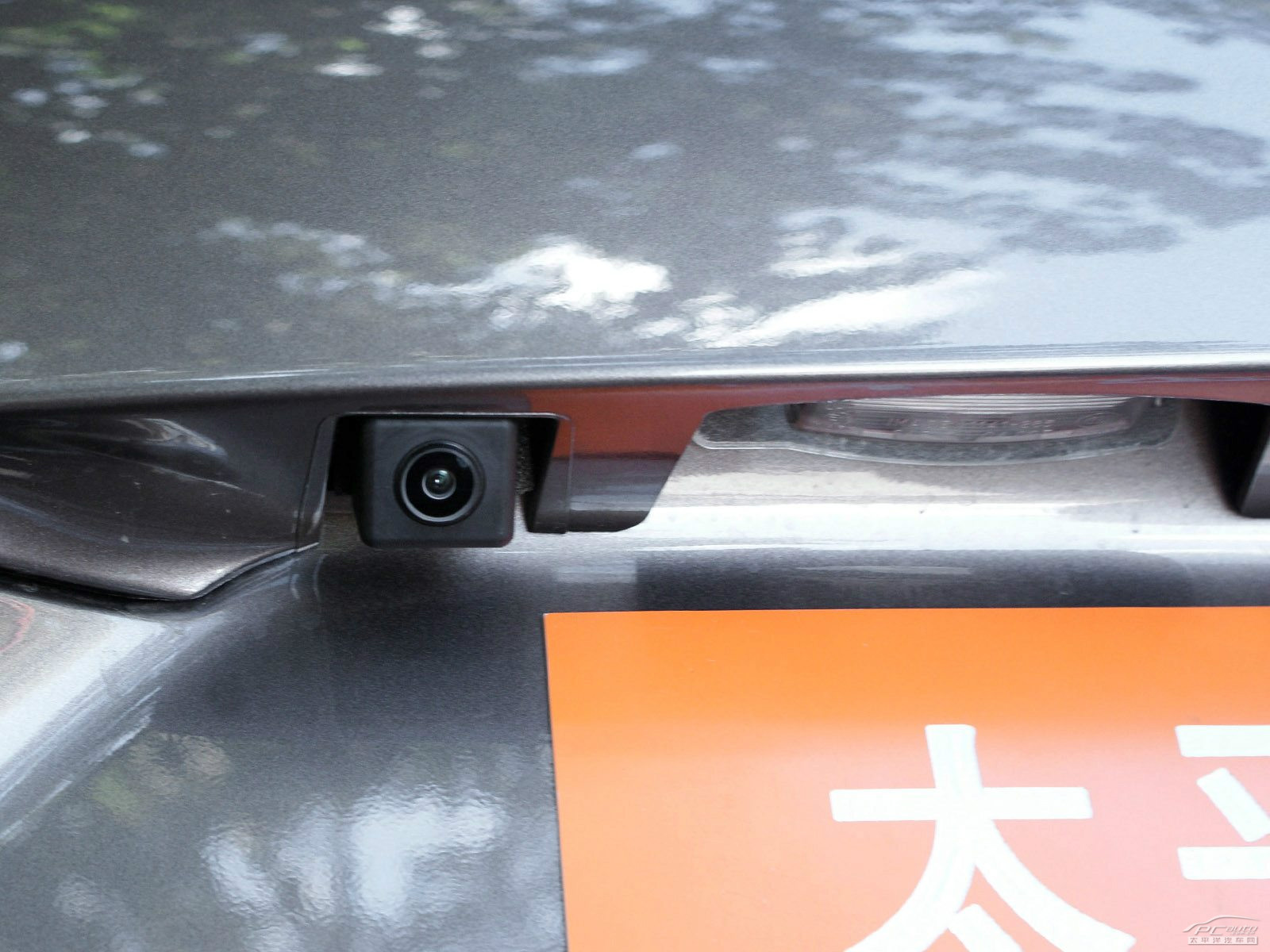 歐藍(lán)德EX外觀高清大圖