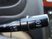 2011款 2.0L 自動行政版 2011款 2.0L 自動行政版