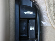 2011款 2.0L 自動行政版 2011款 2.0L 自動行政版