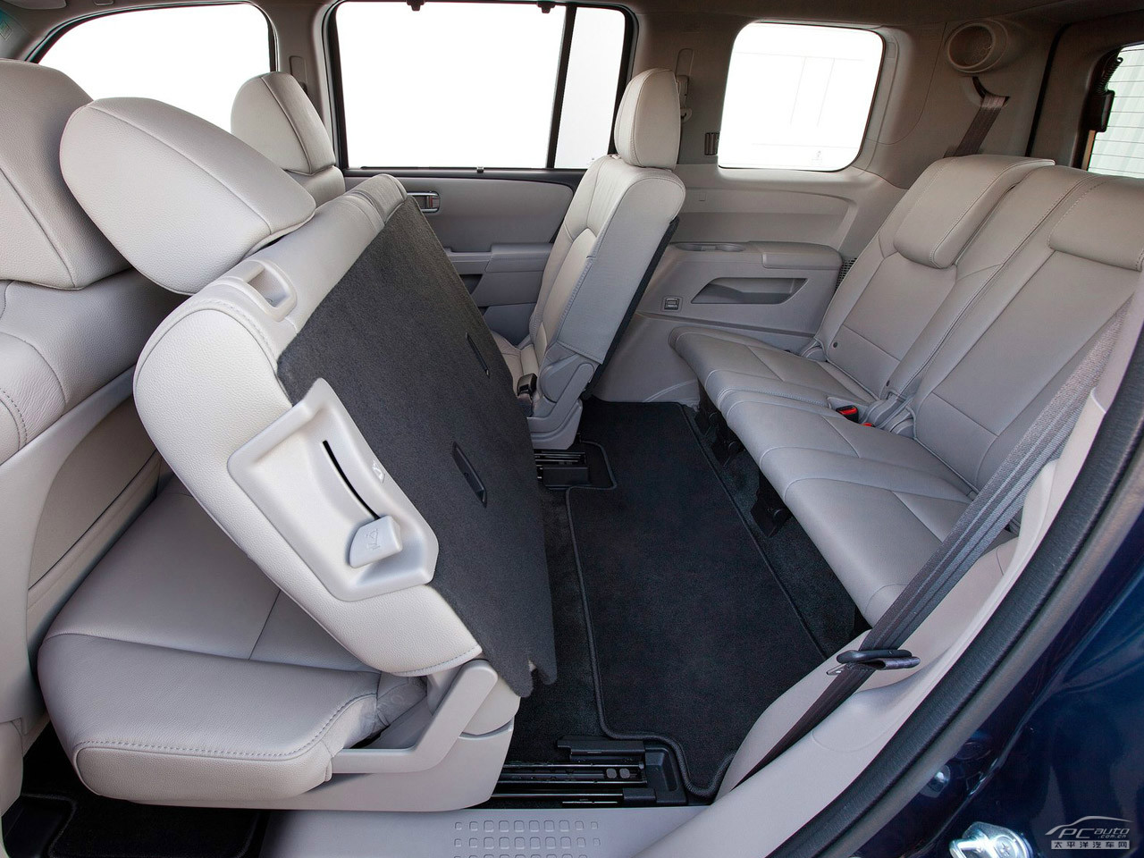 本田Pilot(海外)內(nèi)飾高清大圖