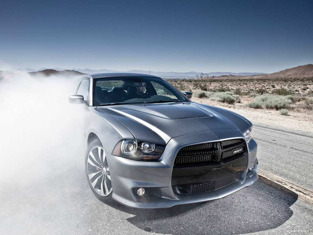 Charger^DƬ