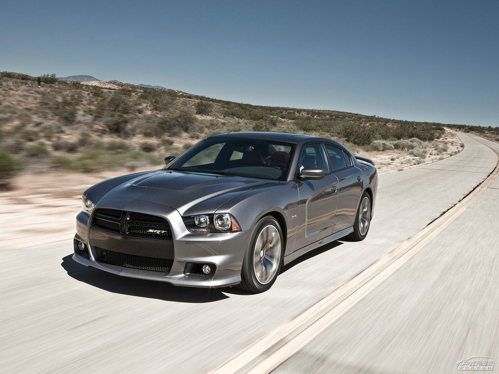 Charger^DƬ