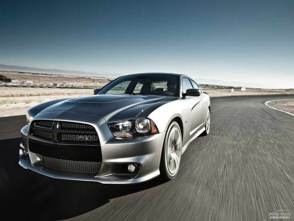 Charger^DƬ