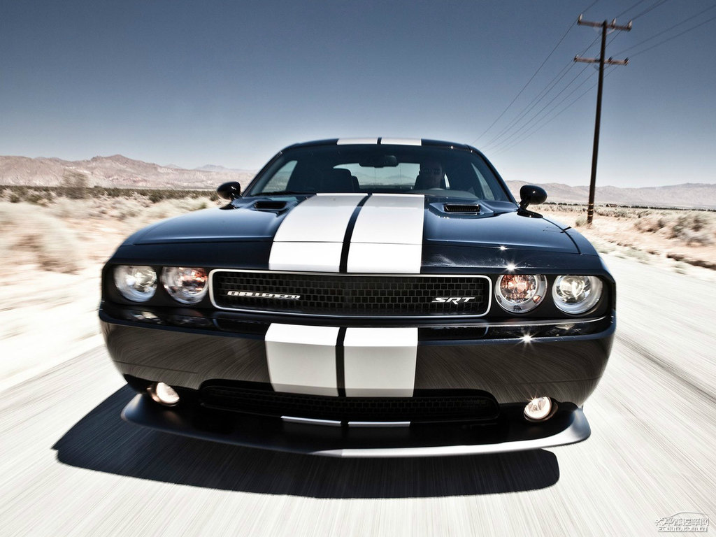 Charger^DƬ