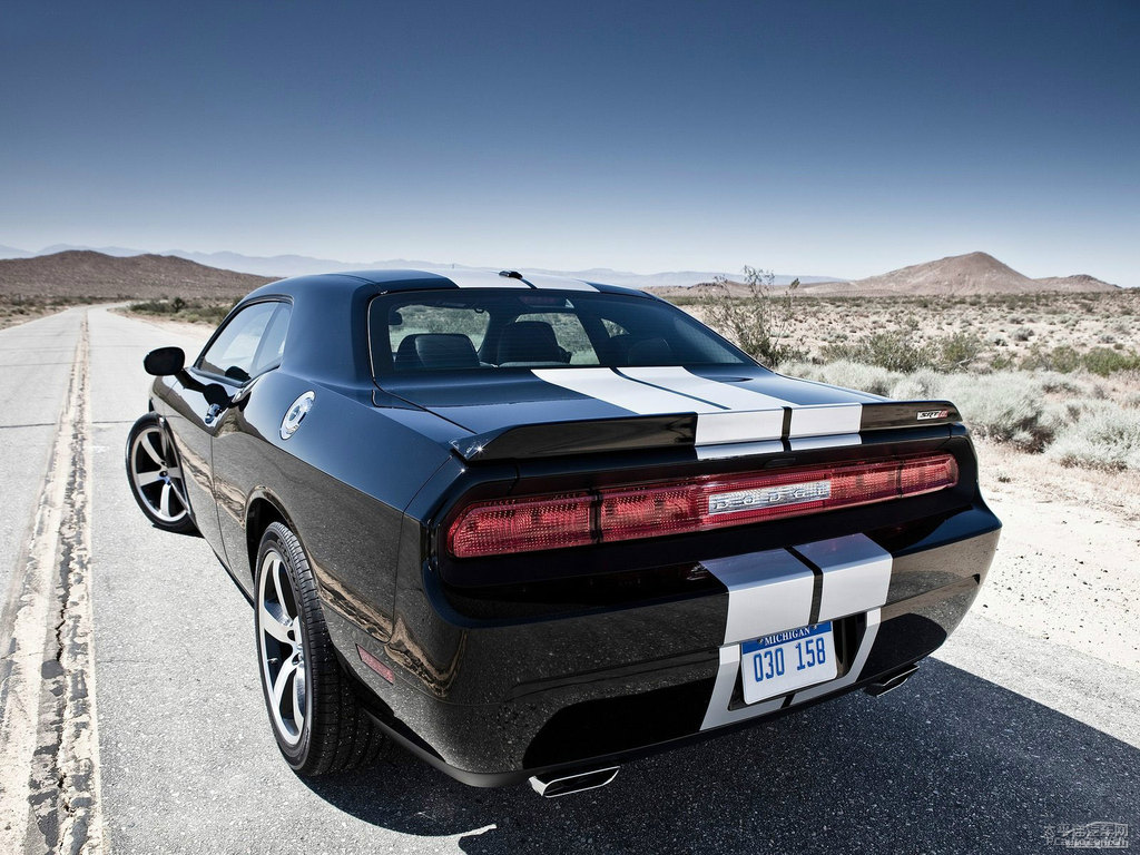 Charger^DƬ
