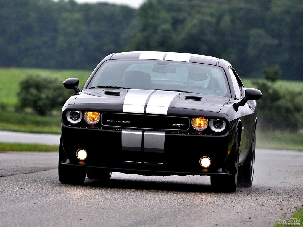 Charger^DƬ