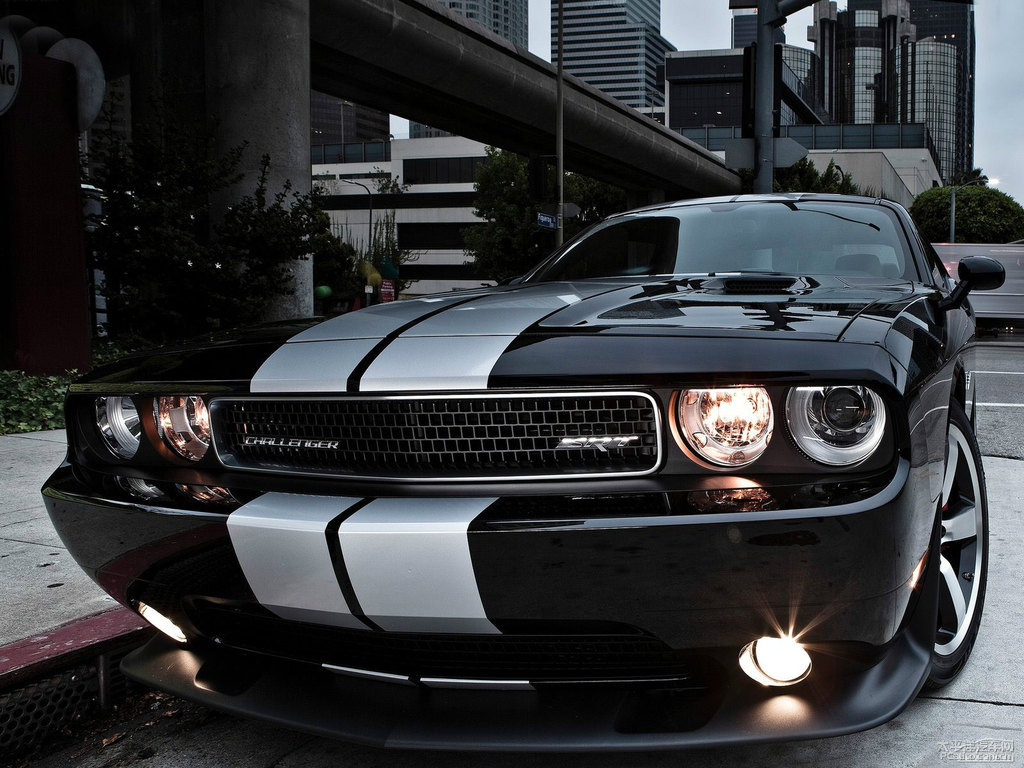 Charger^DƬ