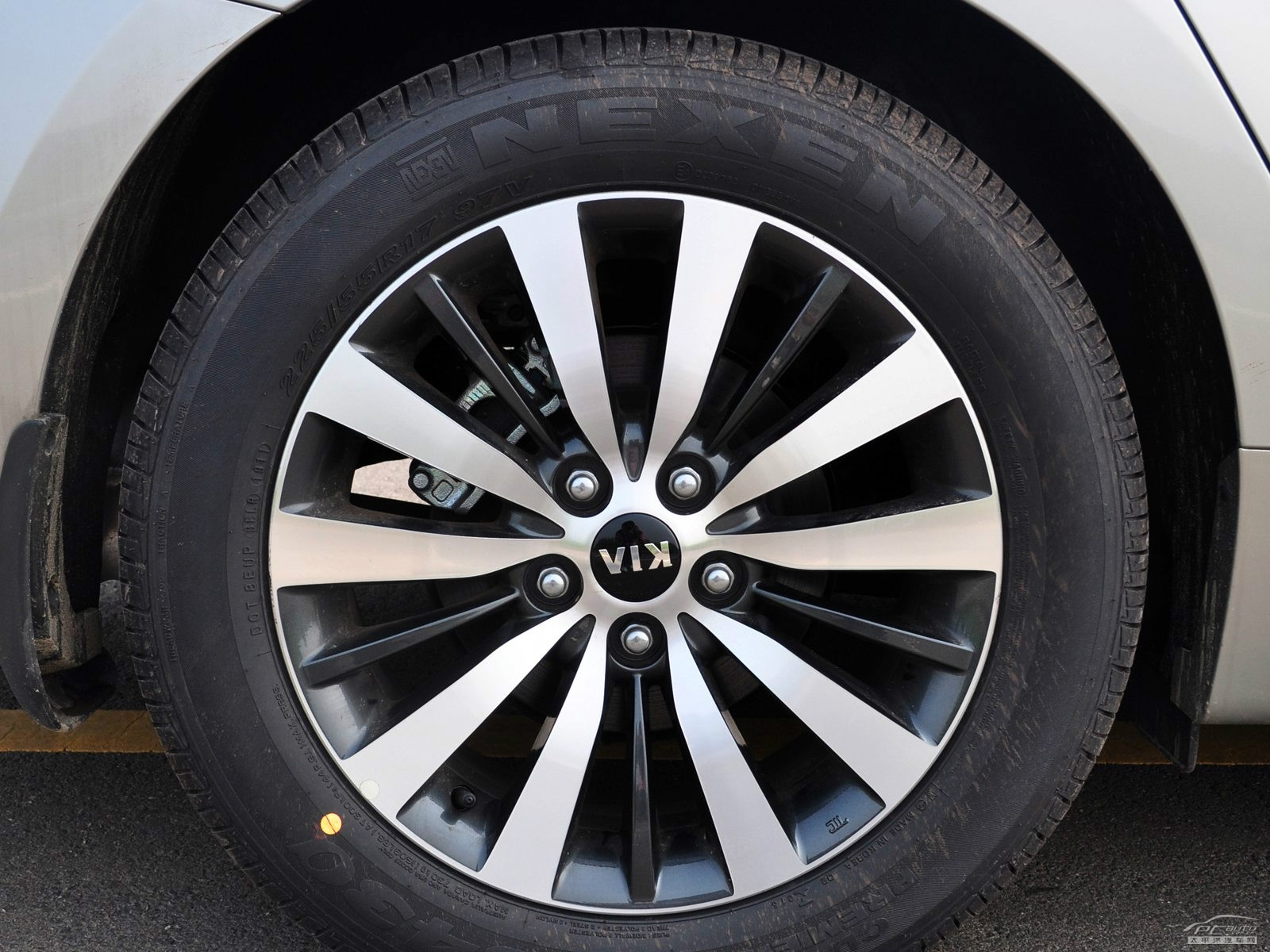 凱尊外觀高清大圖