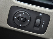 2011款 1.5L MT 精英型 2011款 1.5L MT 精英型