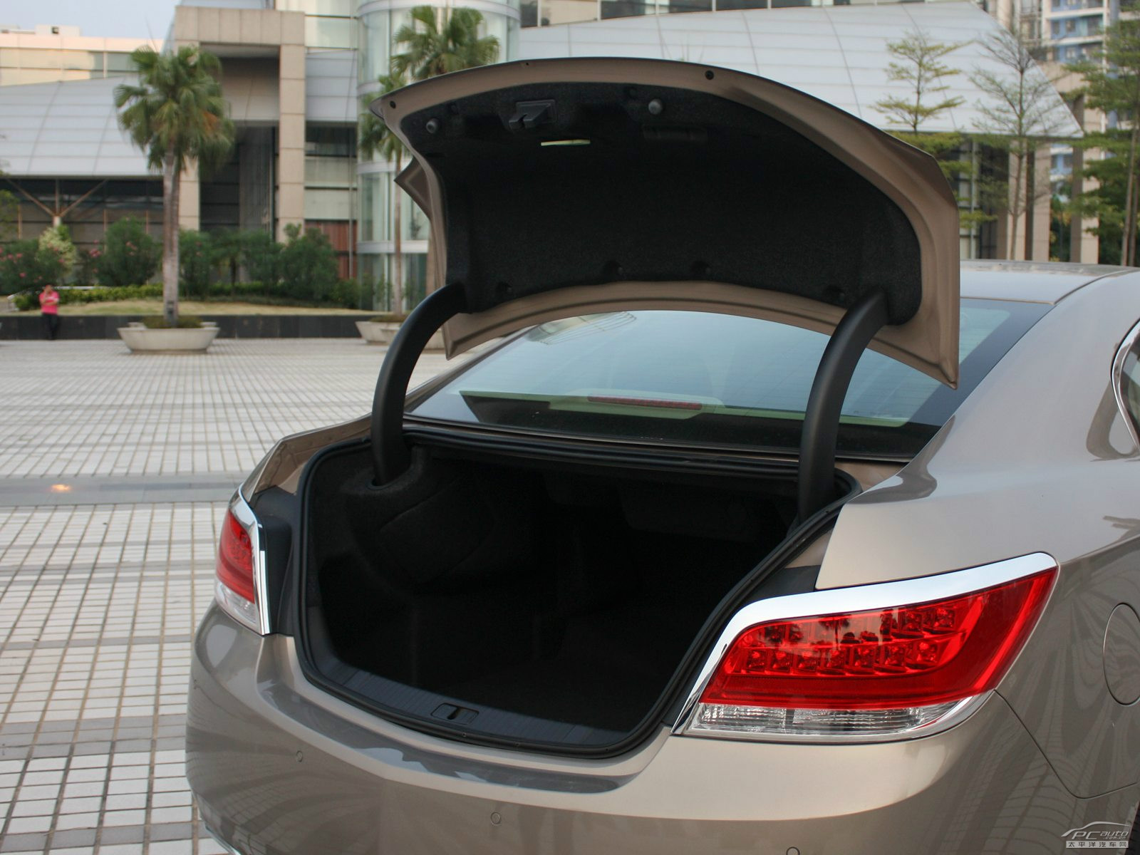 君越空間高清大圖