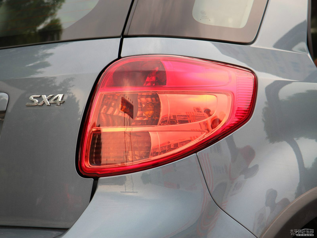 ⁾Z(y)SX4^DƬ