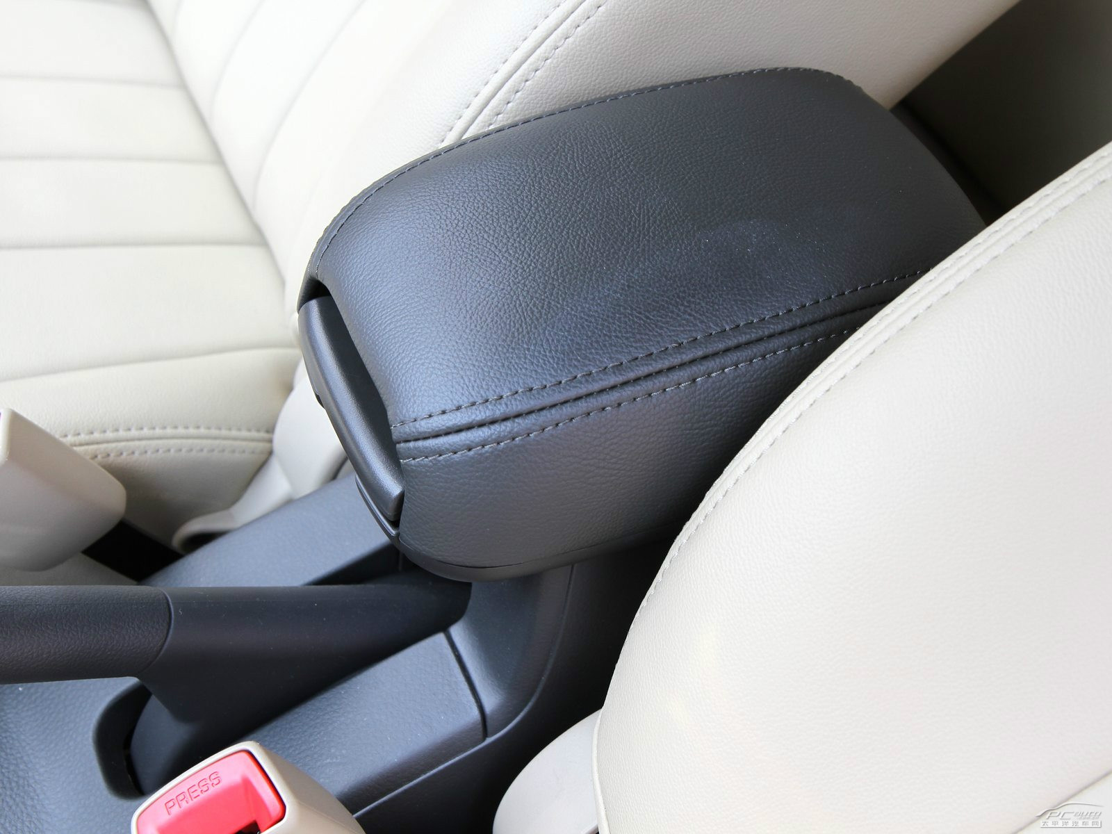 天語·尚悅內飾高清大圖