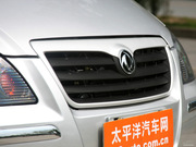 2012款 2.0L Q3 手動(dòng)標(biāo)準(zhǔn)版(長車7座) 2012款 2.0L Q3 手動(dòng)標(biāo)準(zhǔn)版(長車7座)