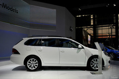 (g)c(sh)ü?zhn)?ɶ܇չDߠа