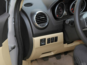 2011款 2.0L 手動兩驅精英型