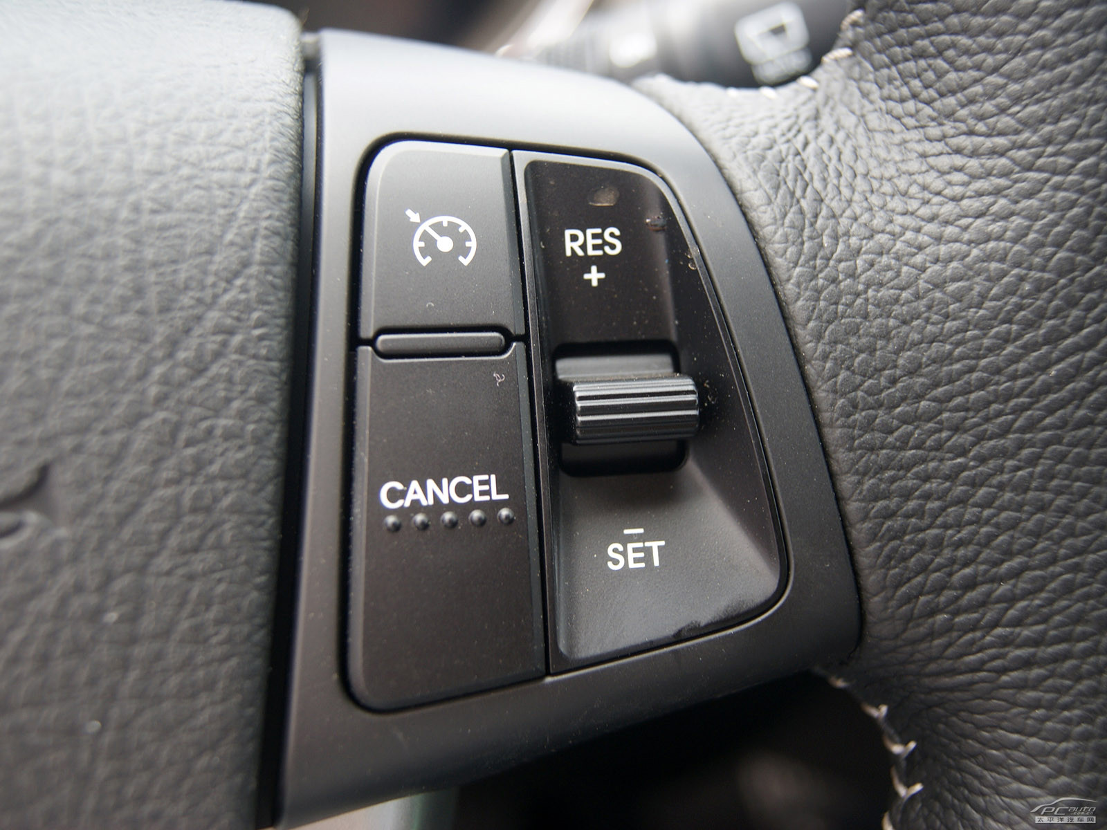 索蘭托內(nèi)飾高清大圖