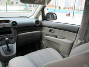 2011款 2.0L 7座舒適版 2011款 2.0L 7座舒適版