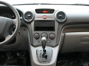 2011款 2.0L 7座舒適版 2011款 2.0L 7座舒適版