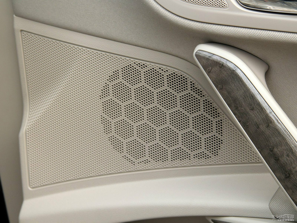 碳晶黑標(biāo)致508車廂內(nèi)飾圖片