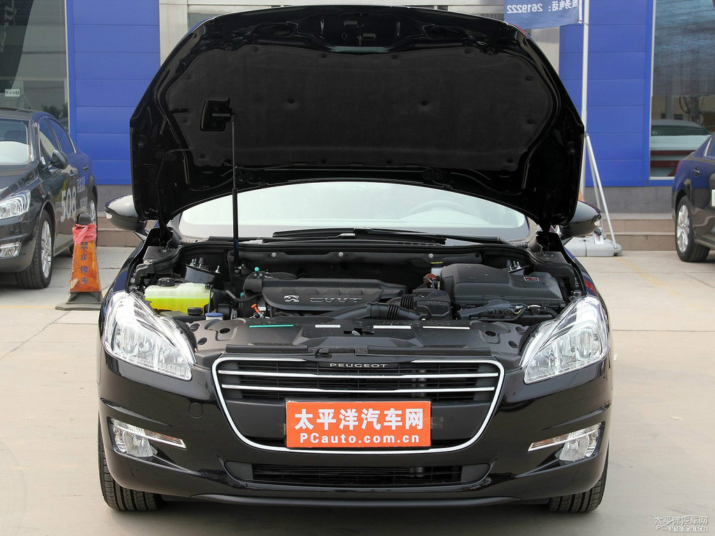 碳晶黑標(biāo)致508發(fā)動機其它細(xì)節(jié)圖片