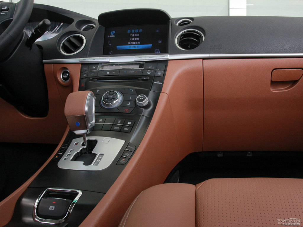 ɰ׼{ǽݴ7 SUV(ni)DƬ
