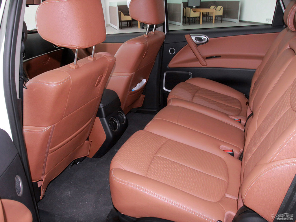 ɰ׼{ǽݴ7 SUV(ni)DƬ