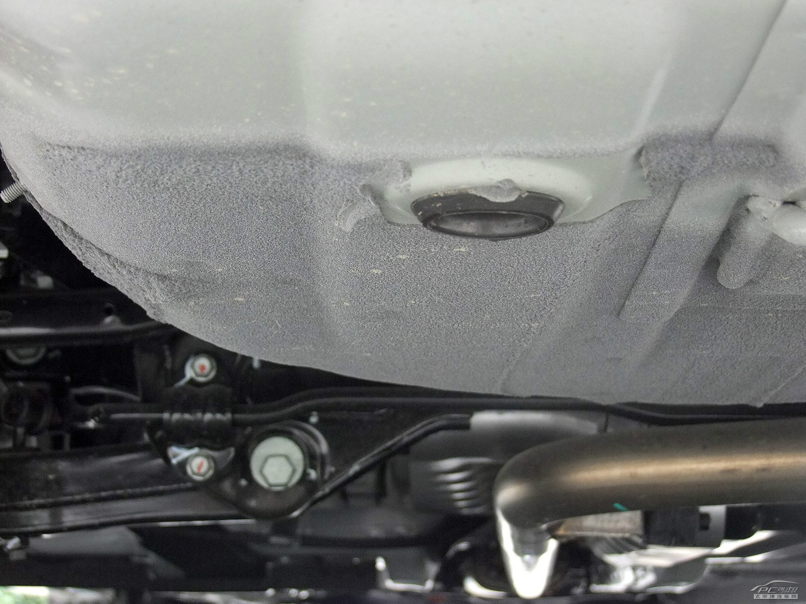 起亞K5凱酷細節(jié)高清大圖