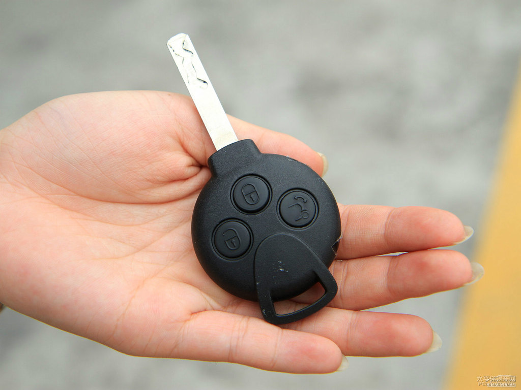 ɫsmart fortwo(ji)DƬ