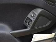 2011款 1.0T 硬頂燃橙版 2011款 1.0T 硬頂燃橙版