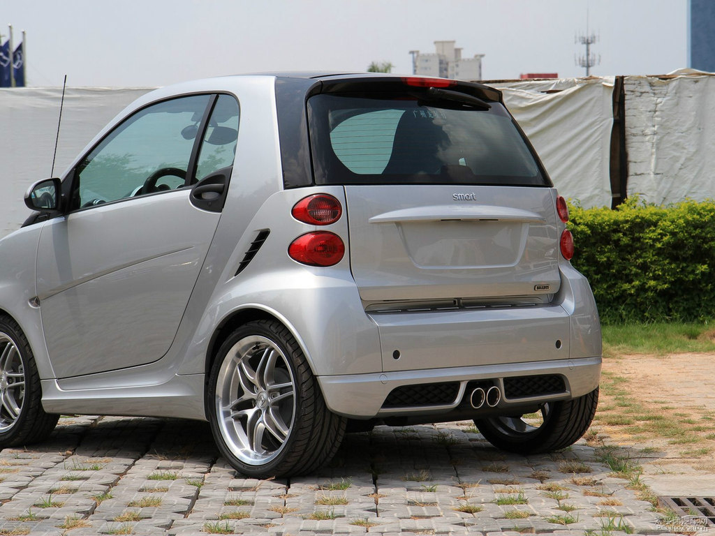 yɫsmart fortwo^DƬ