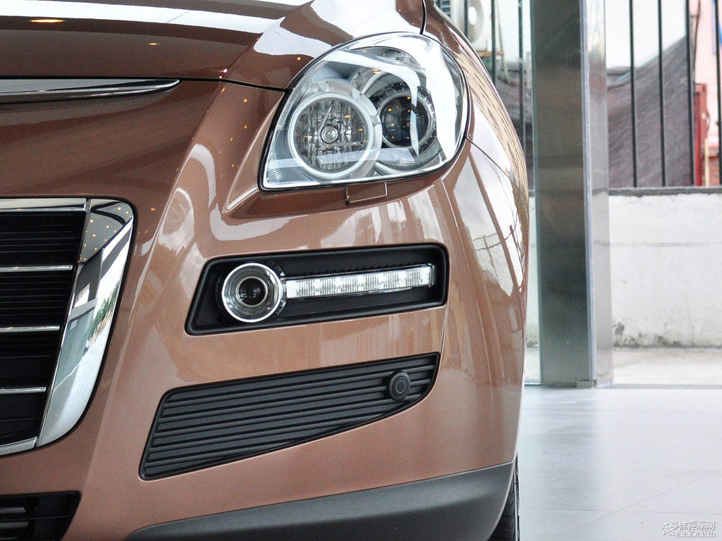 Kȼ{ǽݴ7 SUV^DƬ